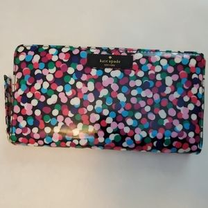 Kate Spade Dance Party Dot Daycation Neda Wallet